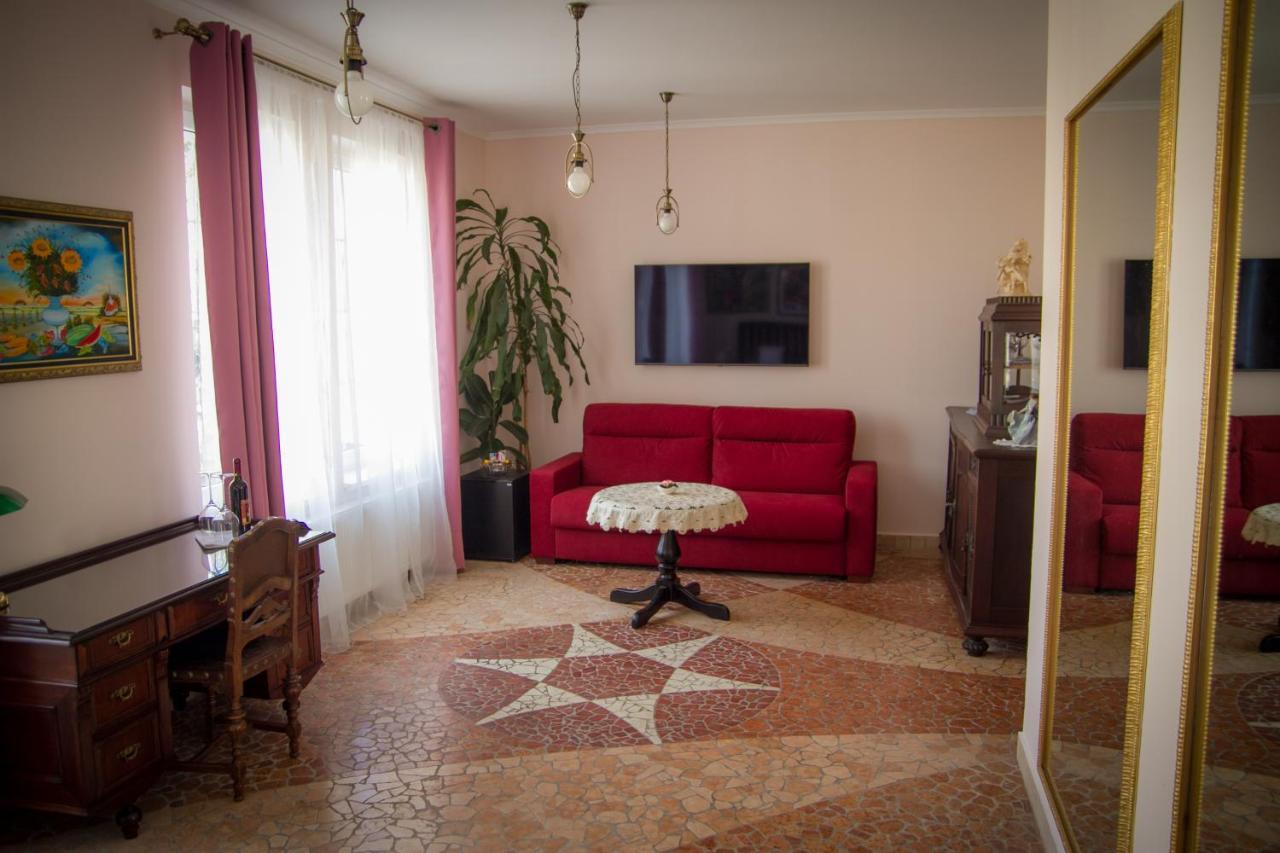 Hotel Bojnicky Vinny Dom Bojnice Bagian luar foto